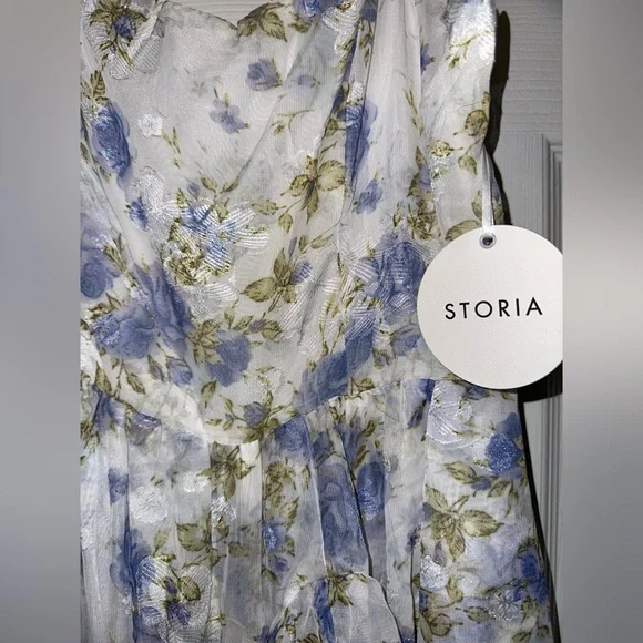 SOLD NWT BLUE AND WHITE FLORAL MAXI RUFFLE DRESS WITH SLIT - FORMAL DRESS - Picture 13 of 15